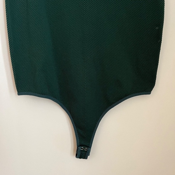 Limited Collection Green Ribbed Bodysuit L/G - Picture 3 of 6